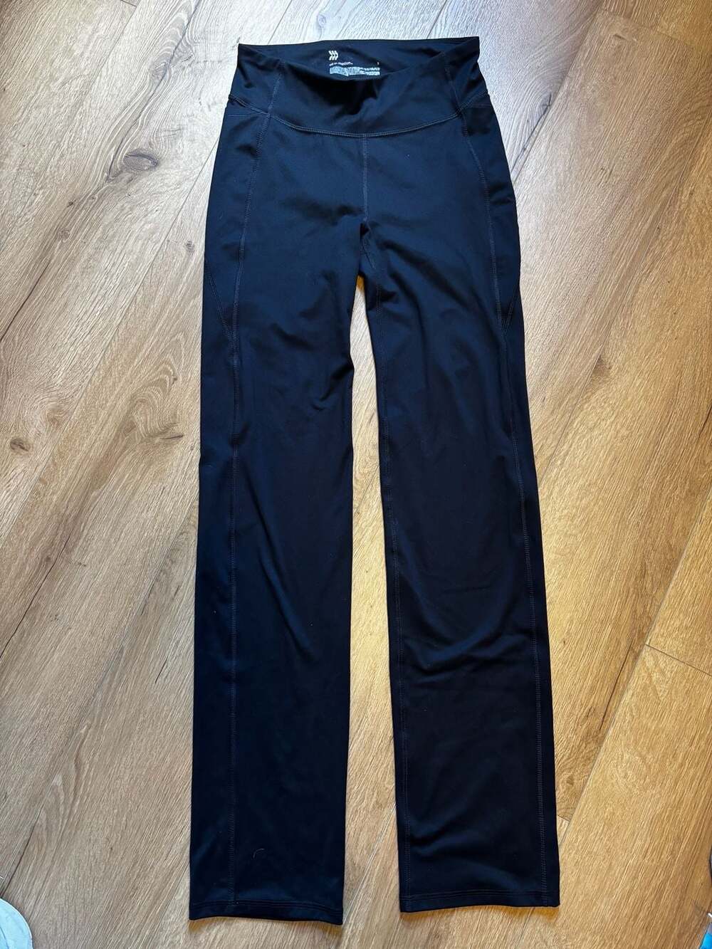 All in Motion Women's High-Waisted Straight Leg Yoga Pants